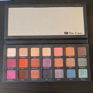 Urban Decay Born to Run Eyeshadow Palette